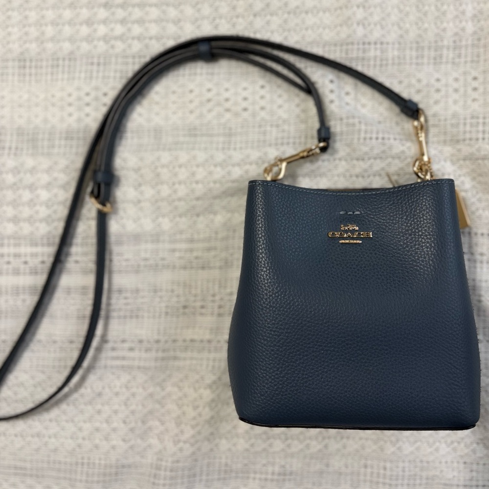 Coach Mini Derby Pebbled Leather Bucket Crossbody Bag Blue Gold Hardware